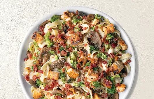 Fazolis loaded Chicken Fettuccine Alfredo